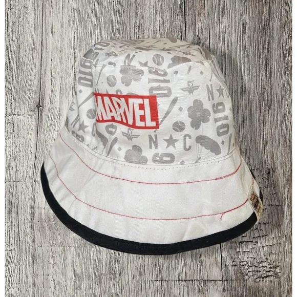 Marvel Defender Diamond Bucket Hat - Picture 1 of 2